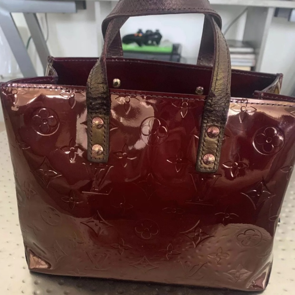 Authentic Louis Vuitton Vernis PM